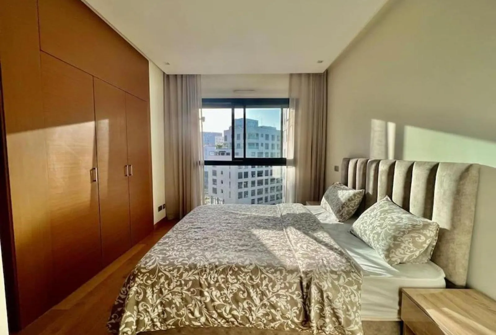 Cfc Casablanca Appartement Marokko